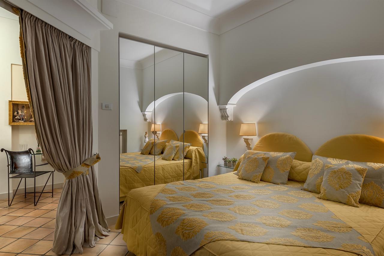 Bed and breakfast Weekend A Napoli Extérieur photo
